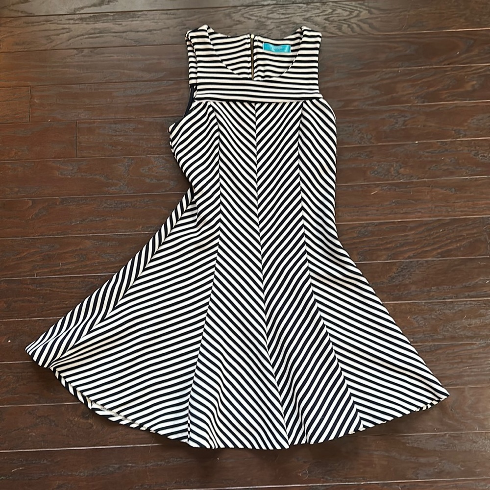 Striped dress 🦓